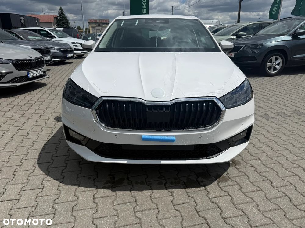 Skoda Fabia 1.0 TSI Drive DSG - 2