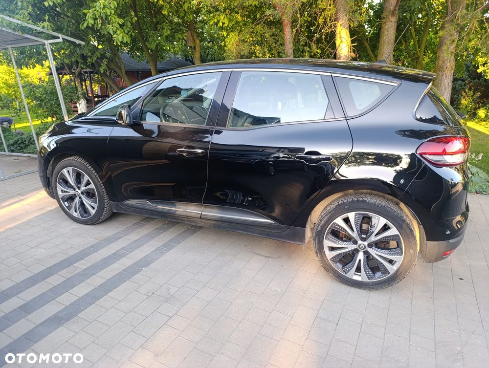 Renault Scenic ENERGY TCe 130 BOSE EDITION - 11