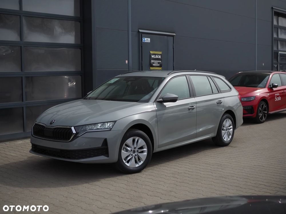 Skoda Octavia 1.5 TSI mHEV Drive Essence DSG - 2