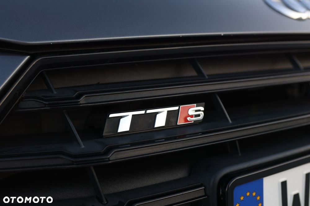 Audi TT S Coupé - 7