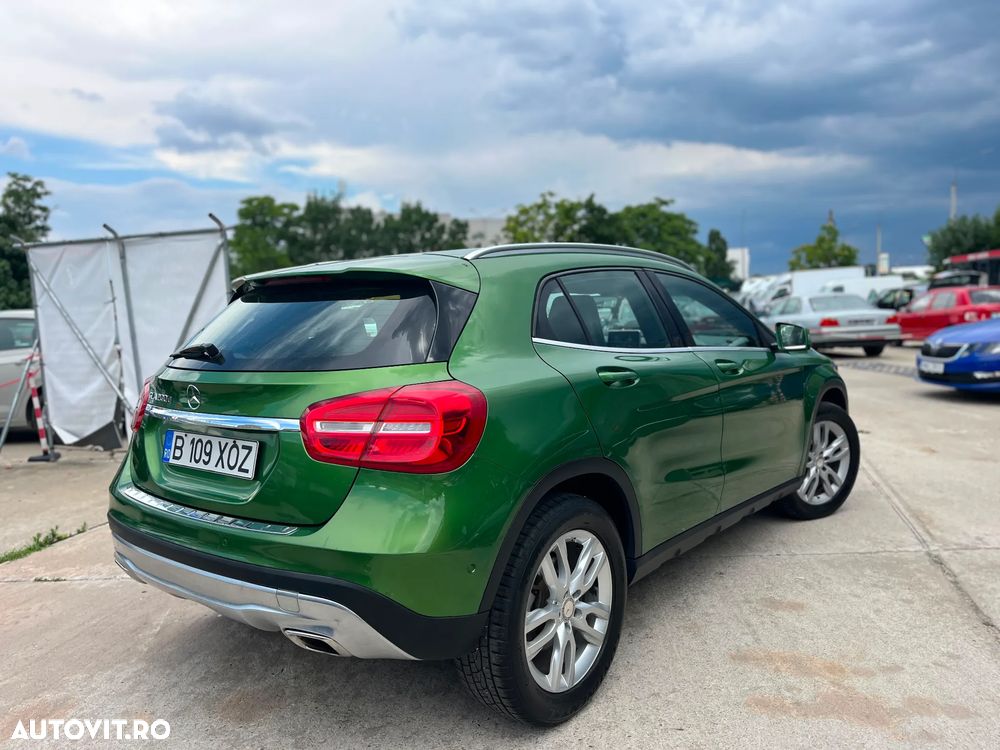 Mercedes-Benz GLA 200 d 4MATIC Aut. - 3