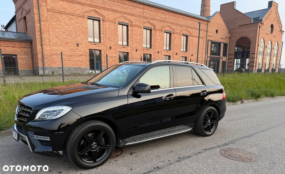 Mercedes-Benz ML 350 BlueTec 4-Matic - 5