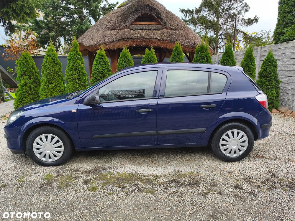 Opel Astra - 2