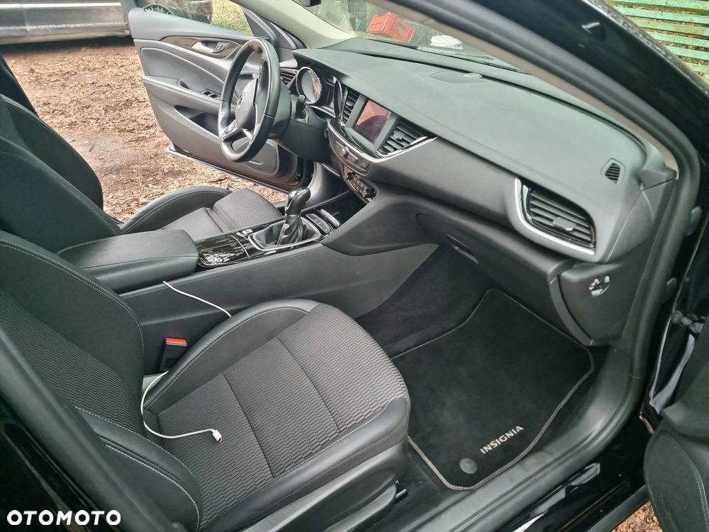 Opel Insignia - 13