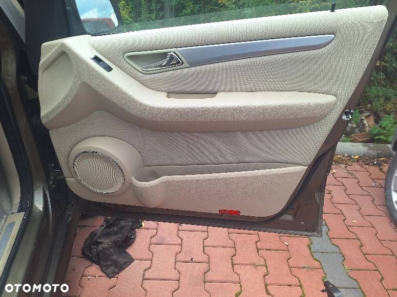 FOTELE KOMPLET LEWY PRAWY KANAPA TYŁ BOCZKI MERCEDES-BENZ W245 08-11r - 5