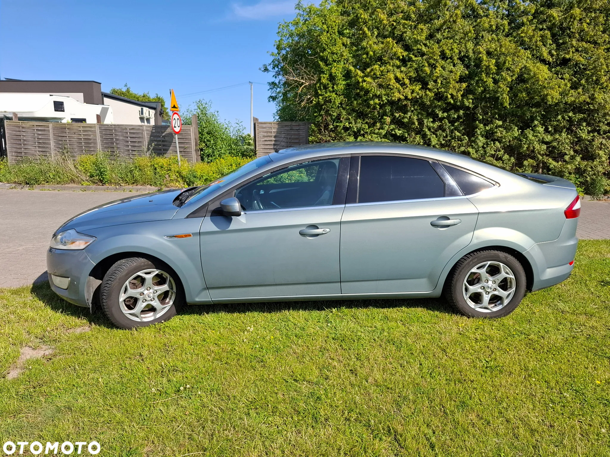 Ford Mondeo 2.0 Gold X - 18