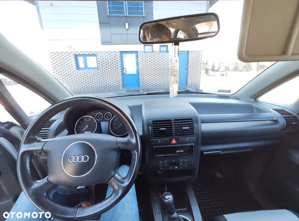 Audi A2 1.4 - 7