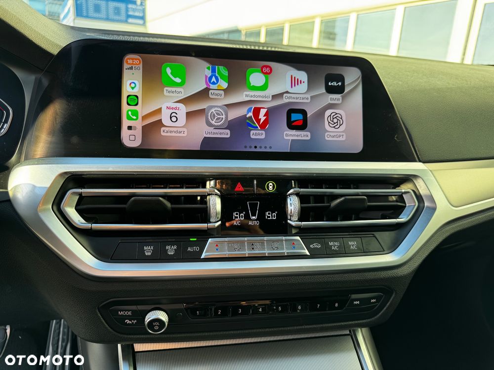 BMW Seria 3 318i M Sport - 21