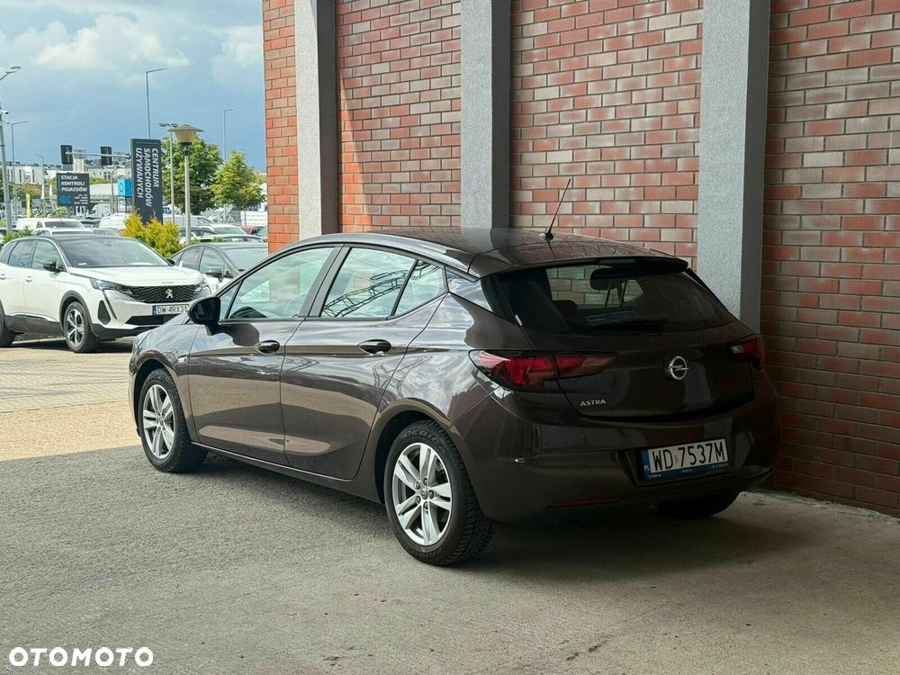 Opel Astra - 3