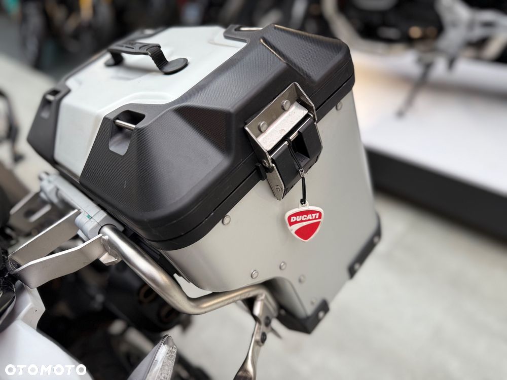 Ducati DesertX - 10