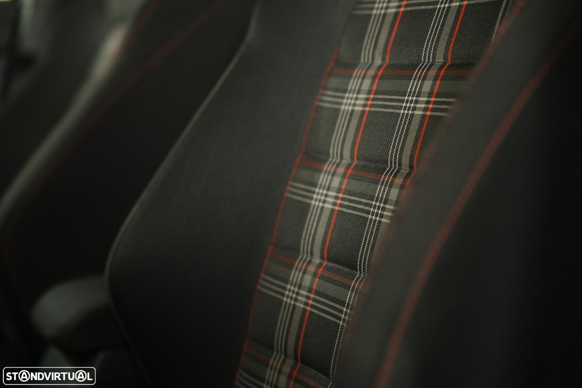 VW Golf 2.0 TSI GTI DSG - 20