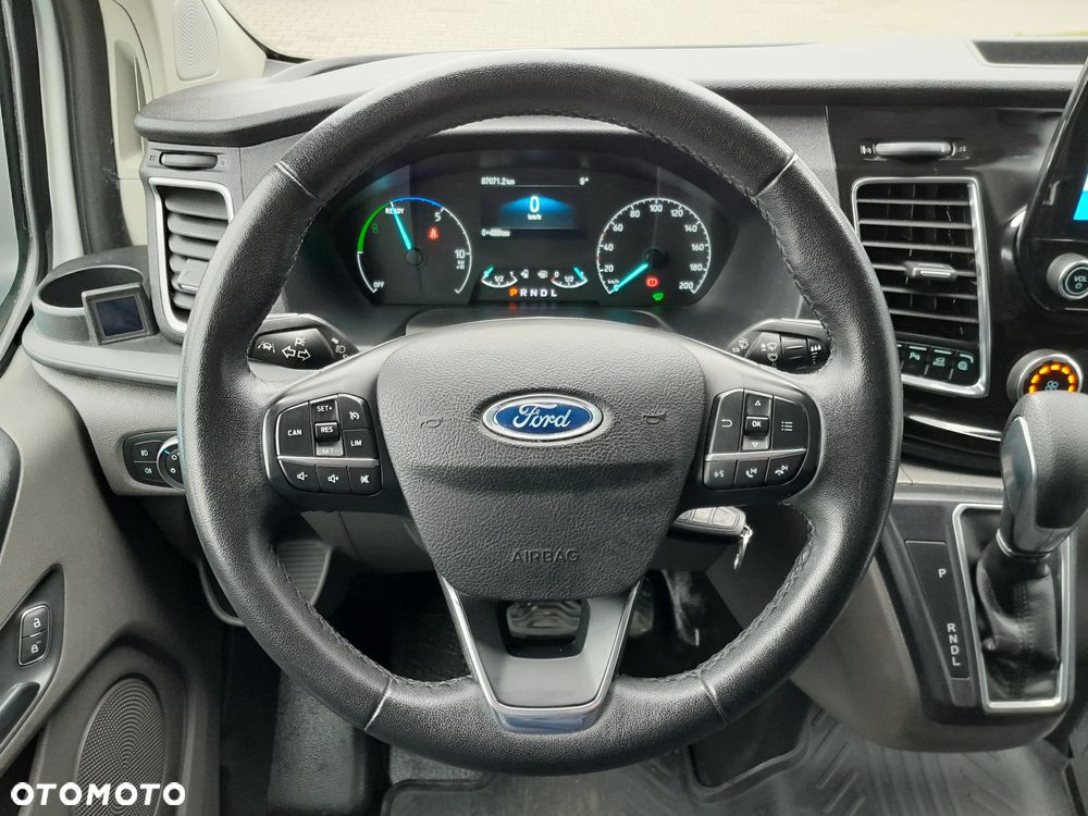 Ford Transit Custom - 12