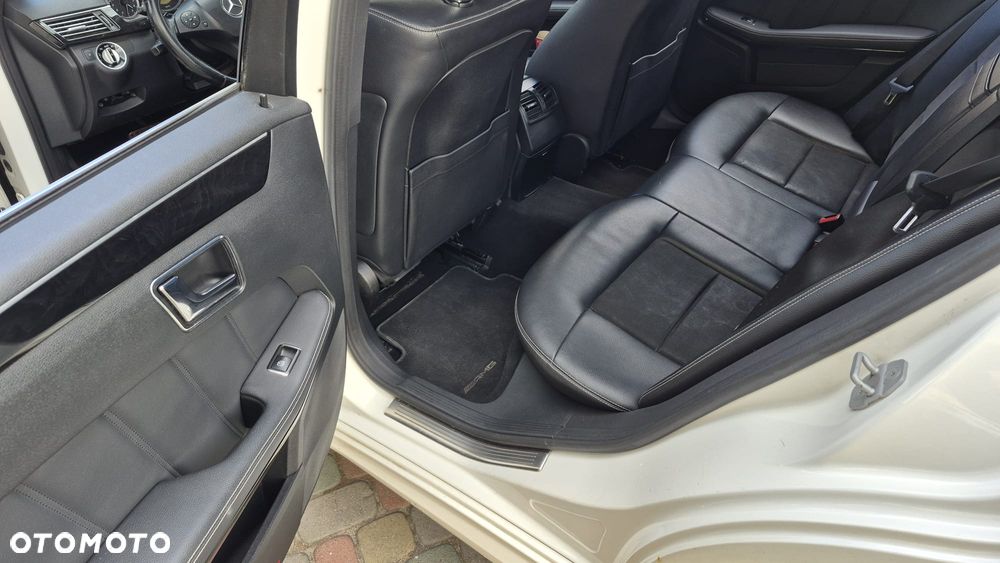 Mercedes-Benz Klasa E - 6