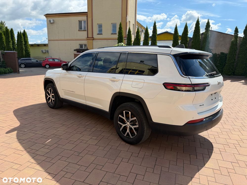 Jeep Grand Cherokee - 10