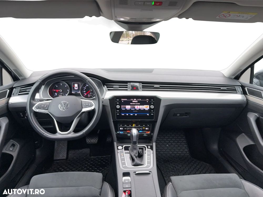 Volkswagen Passat 2.0 TDI DSG Highline - 11