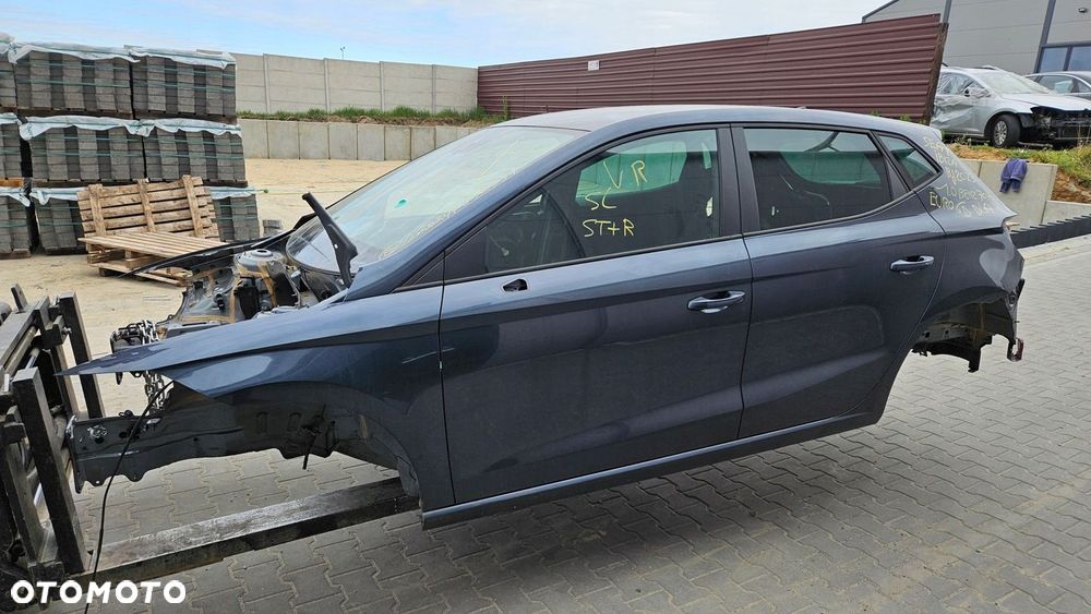 Ćwiartka prawy lewy przód Ibiza V 5 6F - 1