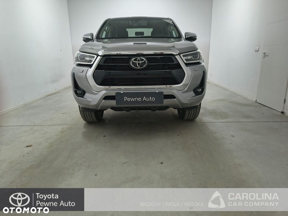 Toyota Hilux 2.8 D-4D Double Cab SR5 4x4 - 24