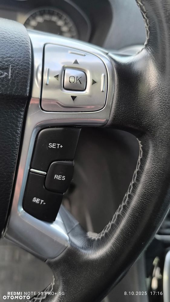 Ford S-Max 2.2 TDCi DPF Titanium X - 29