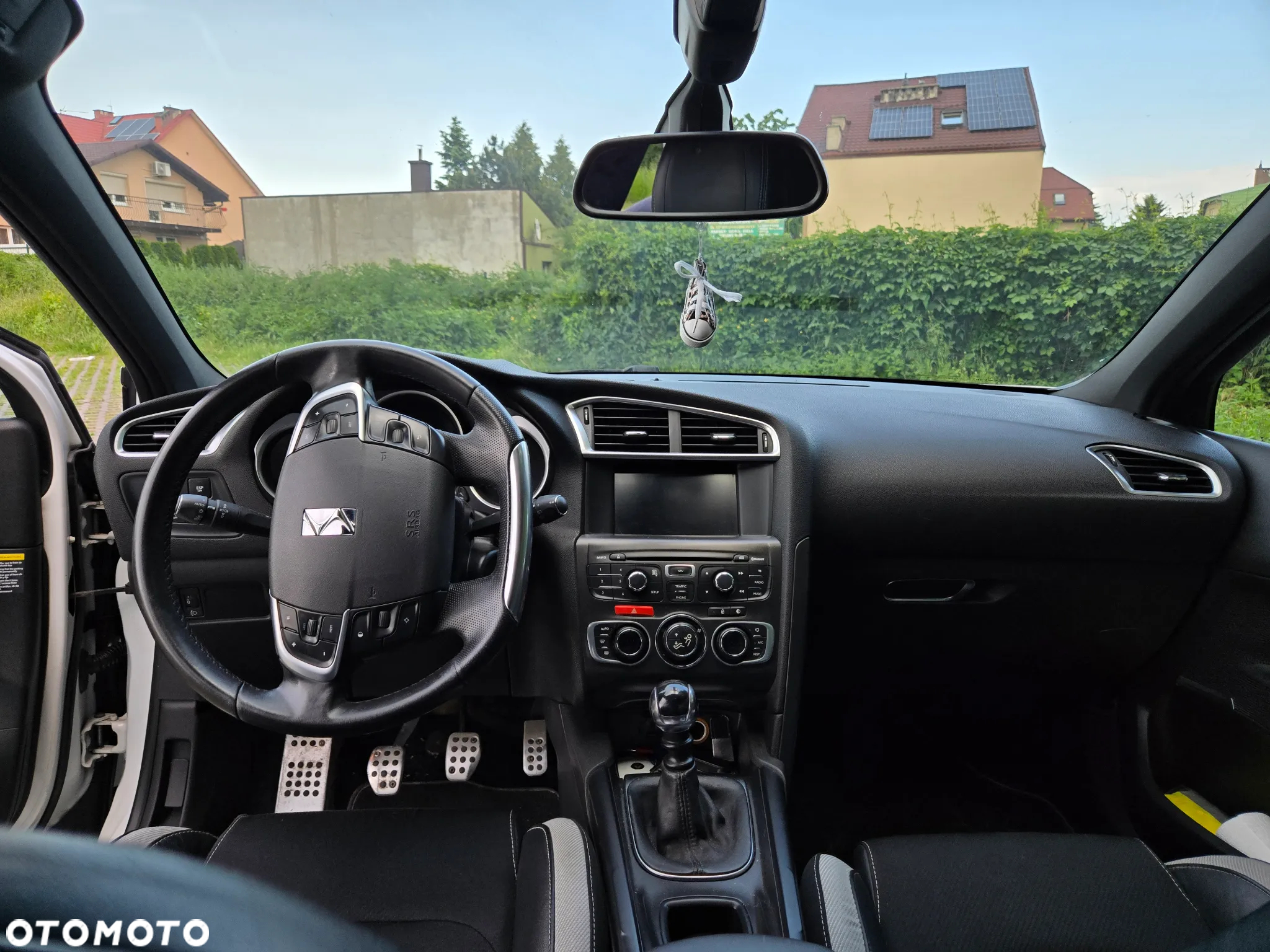 Citroën DS4 e-HDi 115 Chic - 12