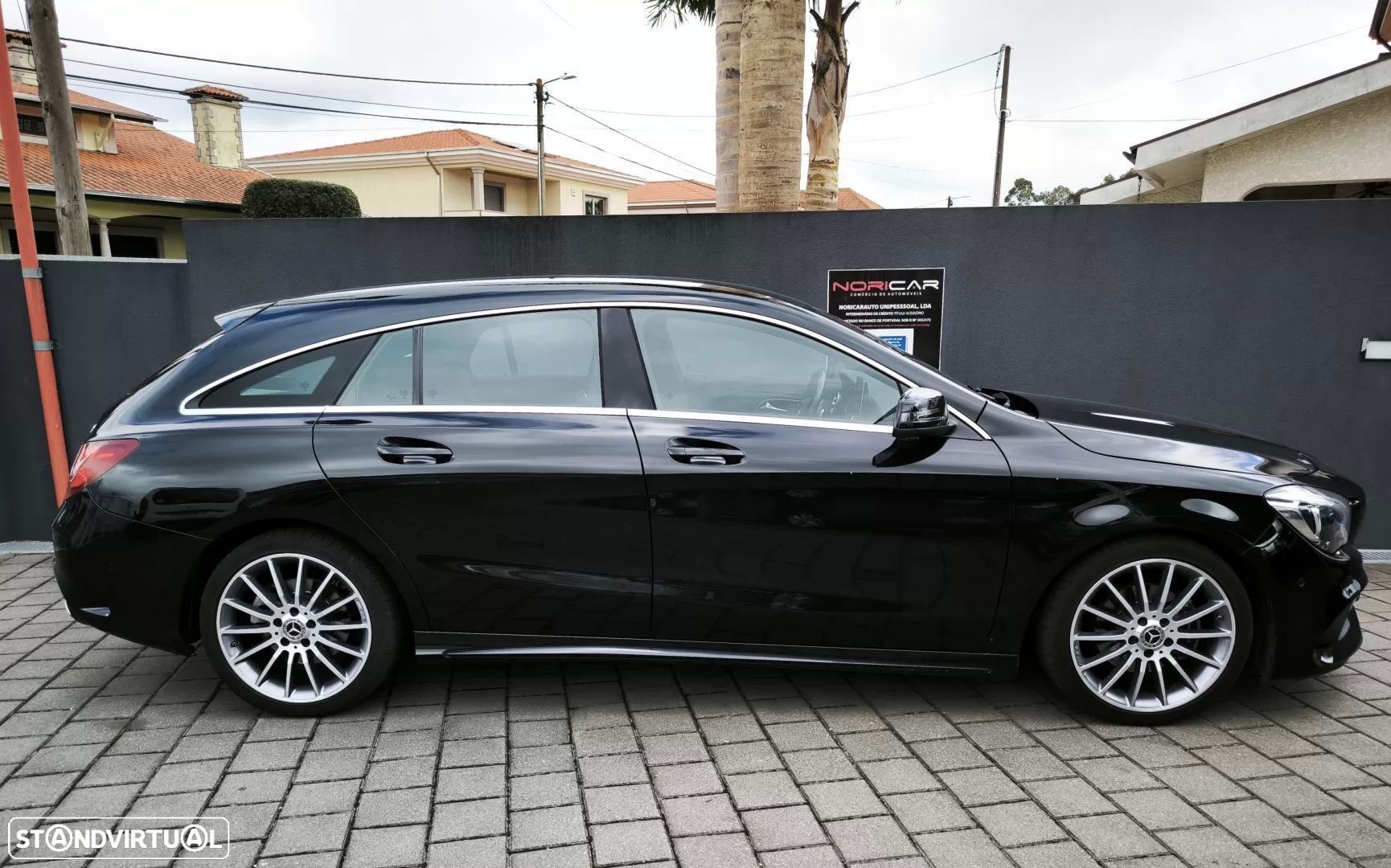 Mercedes-Benz CLA 200 d Shooting Brake AMG Line Aut. - 11