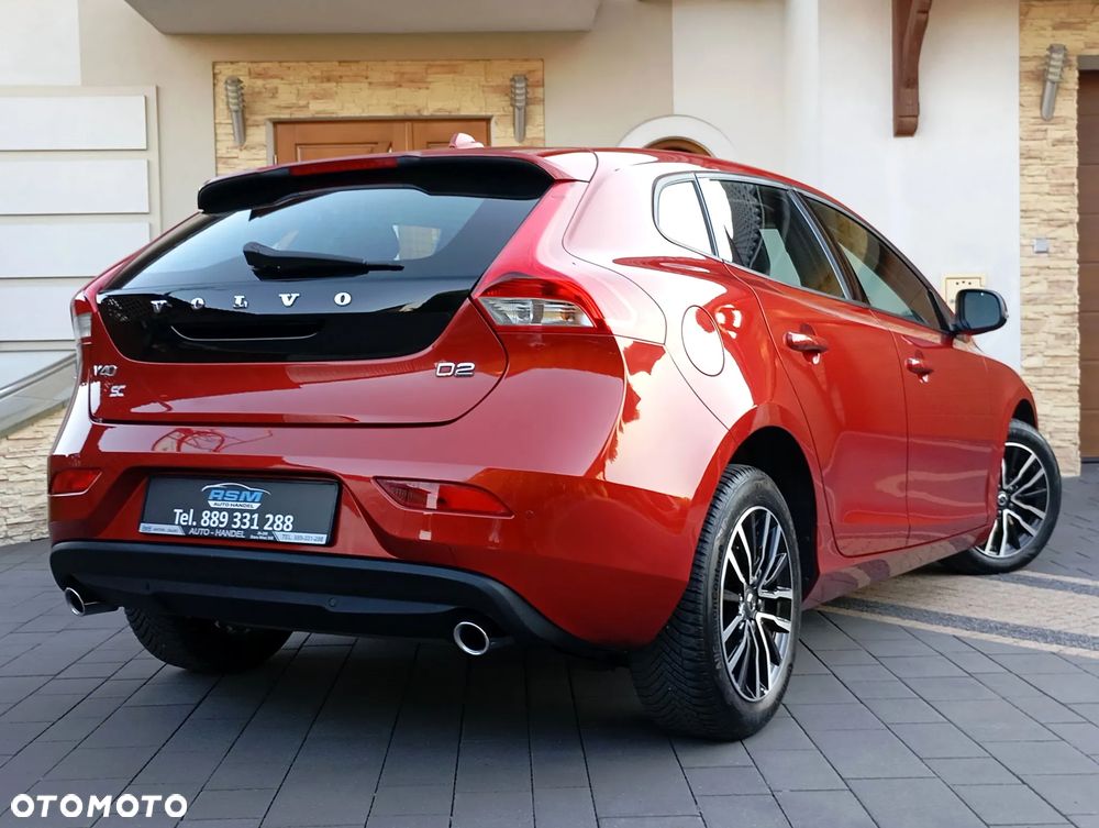 Volvo V40 D2 Momentum - 9