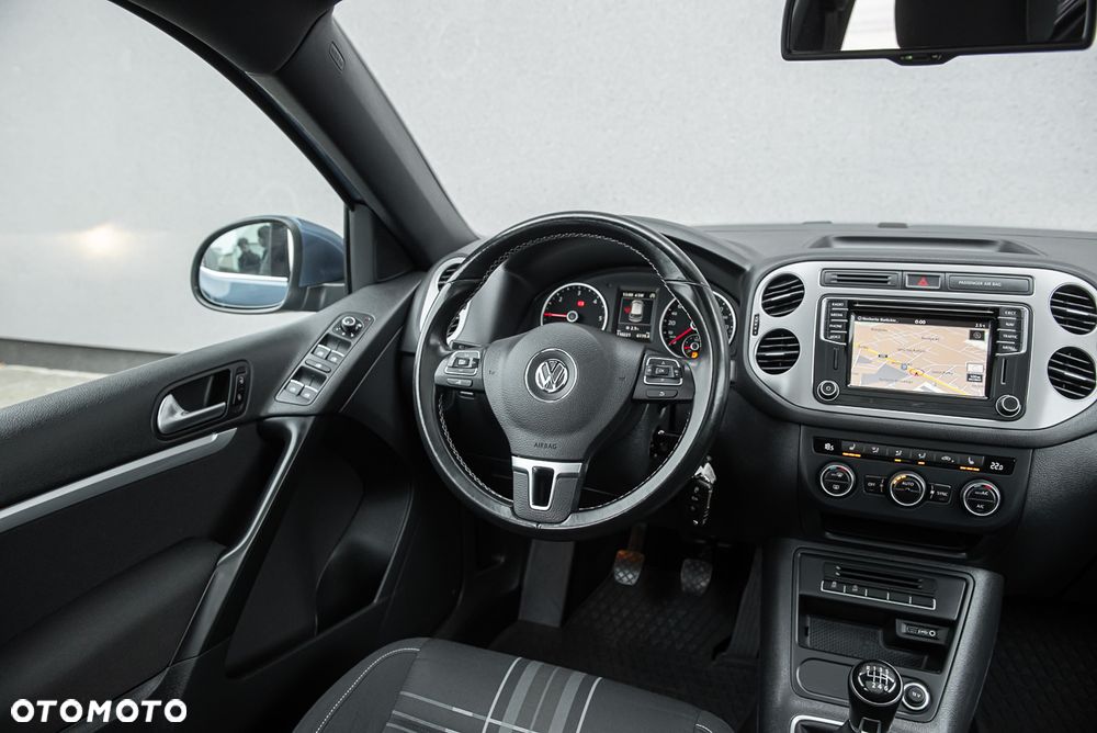Volkswagen Tiguan - 24