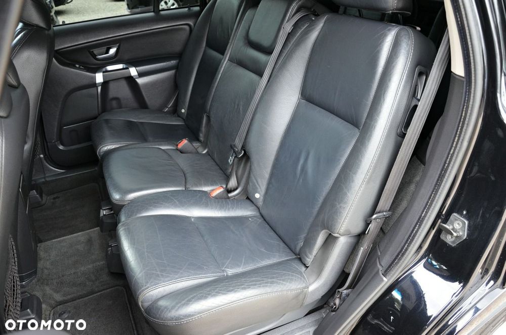 Volvo XC 90 - 31
