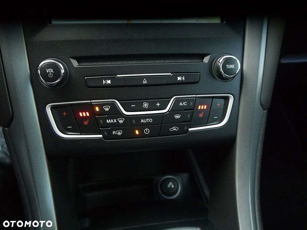Ford Mondeo 2.0 TDCi Titanium X - 30