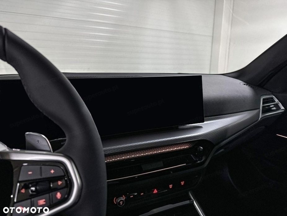 BMW Seria 3 320d xDrive mHEV M Sport sport - 12