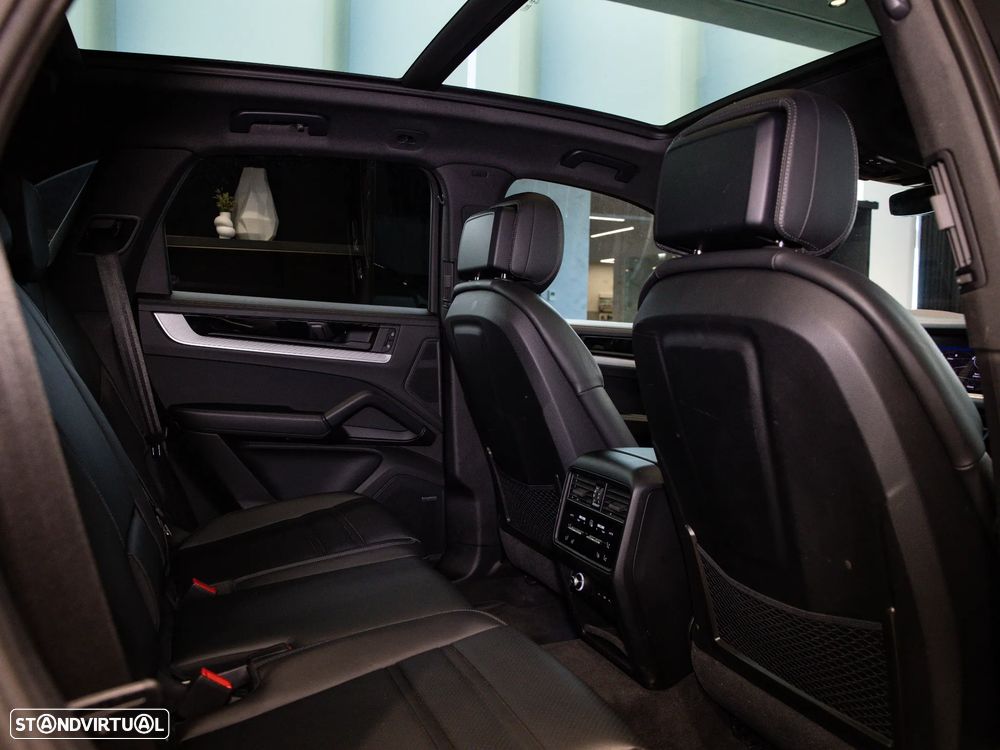 Porsche Cayenne S E-Hybrid - 37