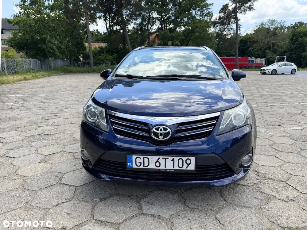 Toyota Avensis 1.8 Sol plus NAVI MS - 3