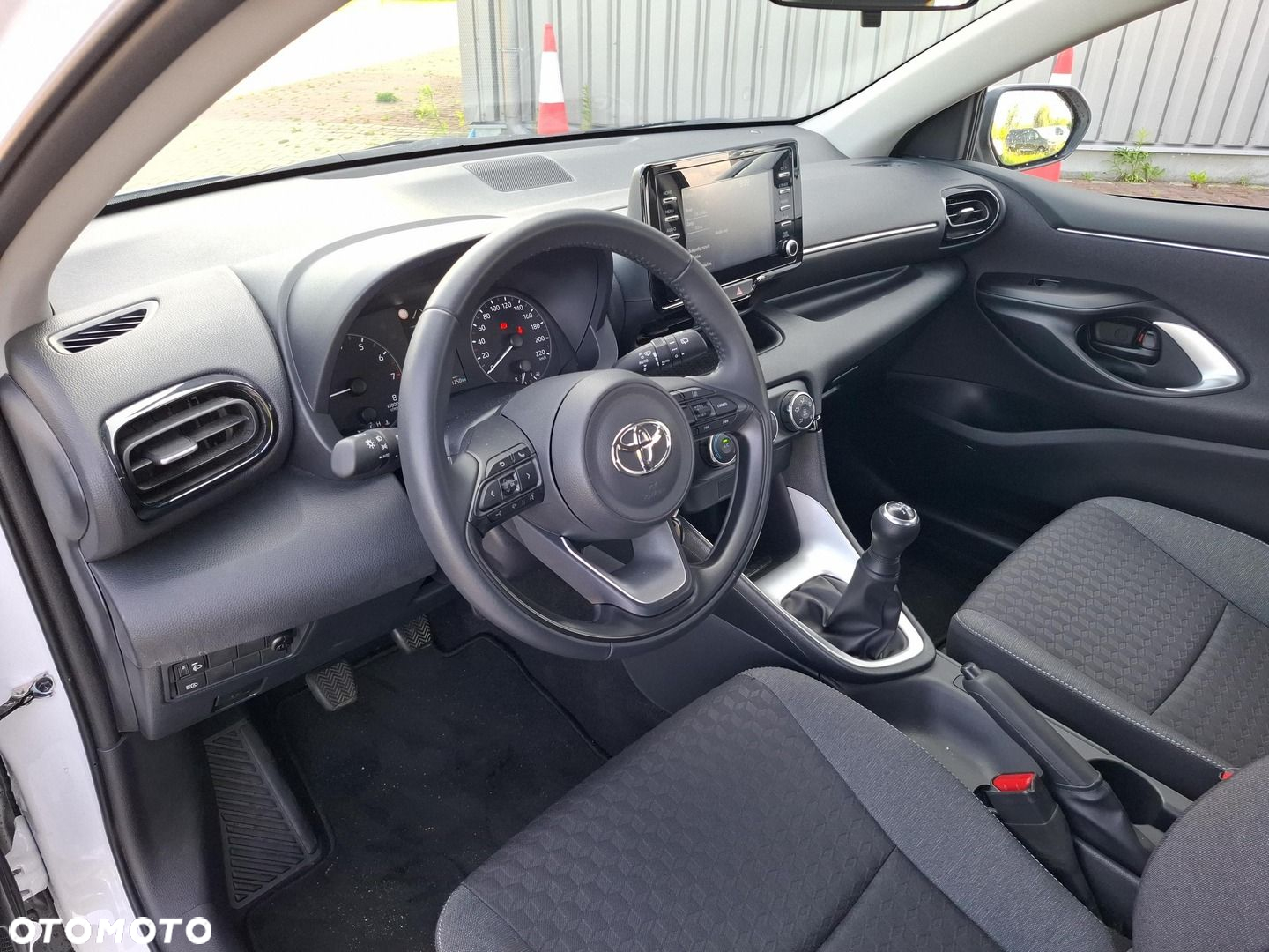 Toyota Yaris 1.0 Comfort - 13