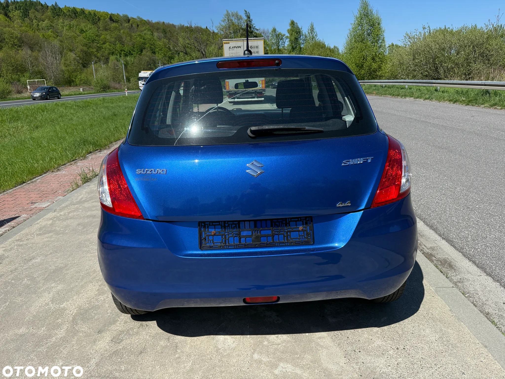 Suzuki Swift 1.2 Dualjet Allgrip Comfort - 6