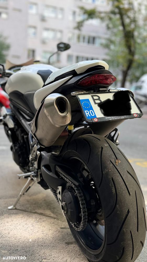 Triumph Speed Triple S - 7