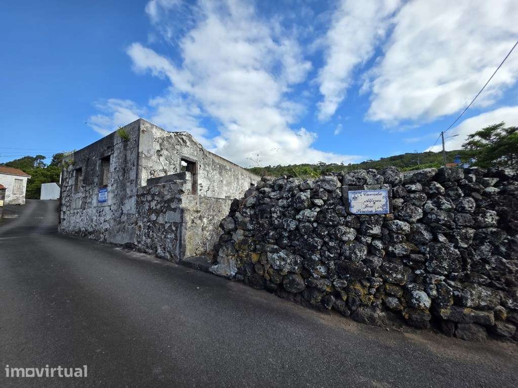 Ruína com Projeto Aprovado São João, Lajes do Pico - Grande imagem: 2/19