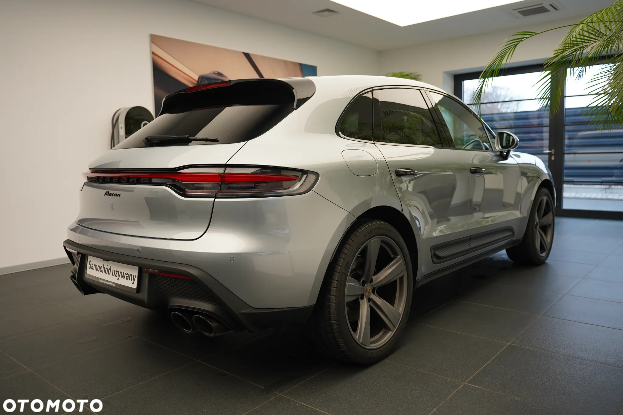 Porsche Macan Standard - 3