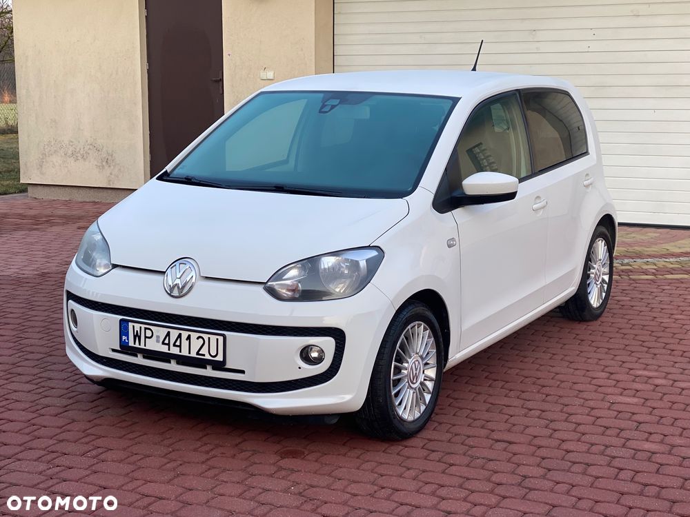 Volkswagen up! (BlueMotion Technology) sound - 1
