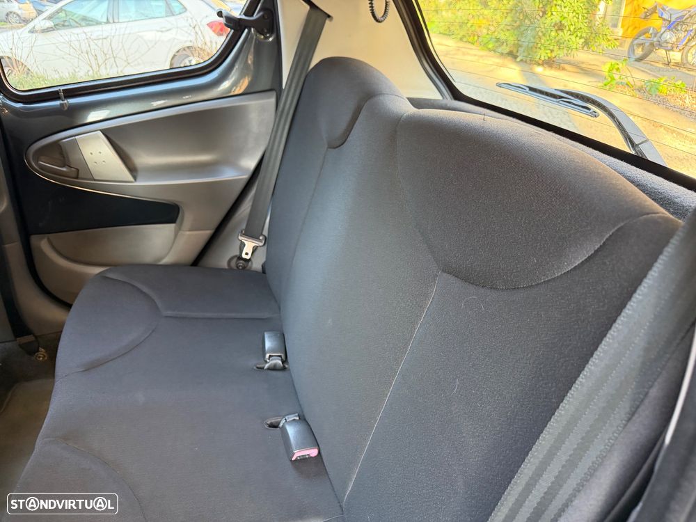 Toyota Aygo 1.0 - 24