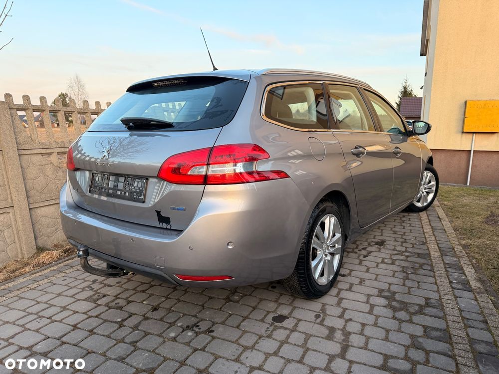 Peugeot 308 - 13
