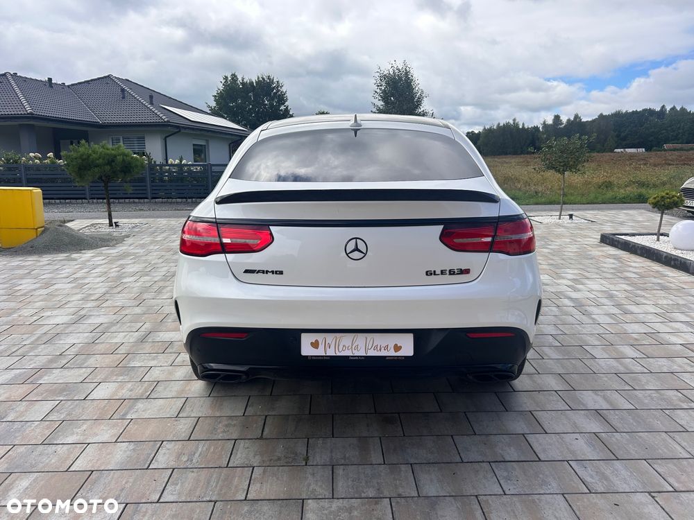 Mercedes-Benz GLE 400 4-Matic - 6