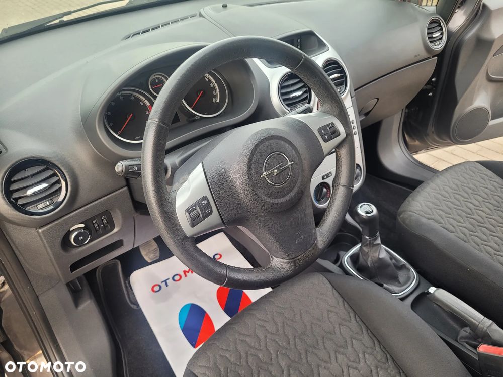 Opel Corsa 1.4 16V Active - 12