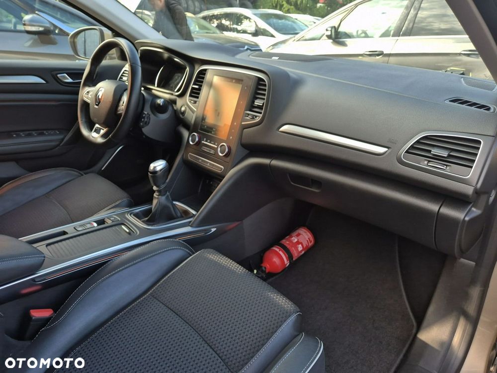Renault Megane - 30