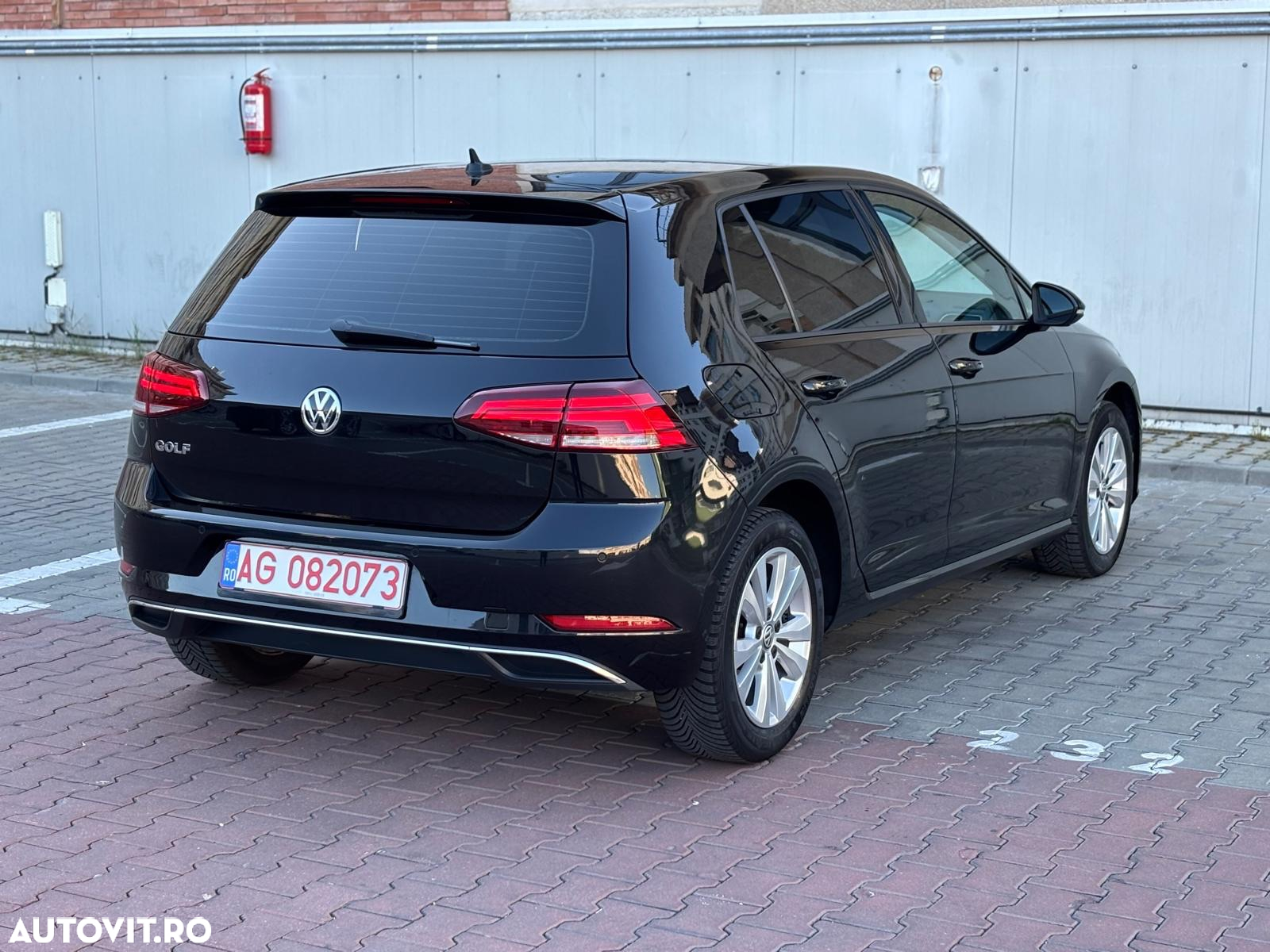Volkswagen Golf 1.0 TSI BlueMotion DSG Comfortline - 3