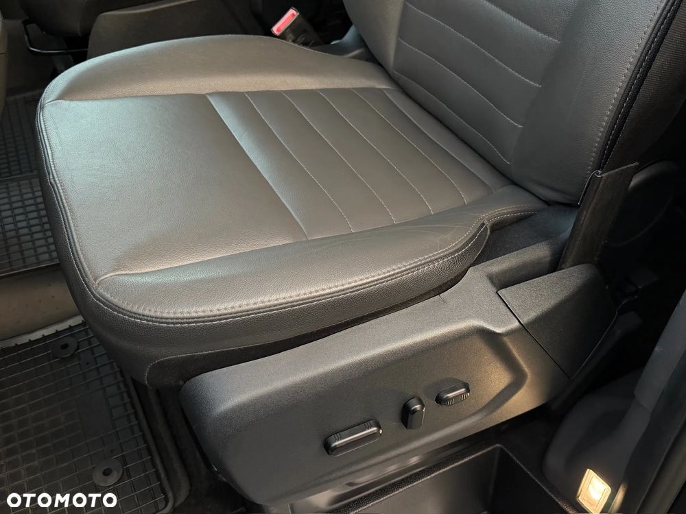 Ford Tourneo Custom 2.0 TDCi L2 Titanium SelectShift - 17