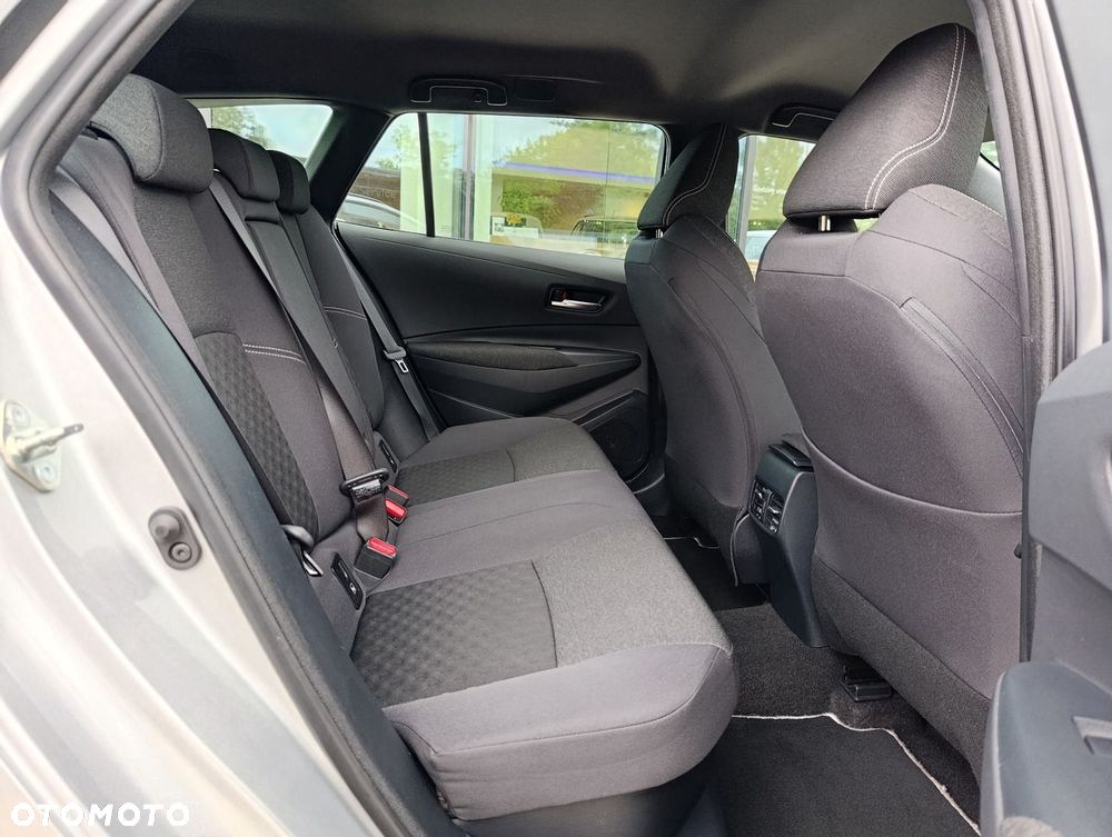 Toyota Corolla 1.8 Hybrid Comfort - 31