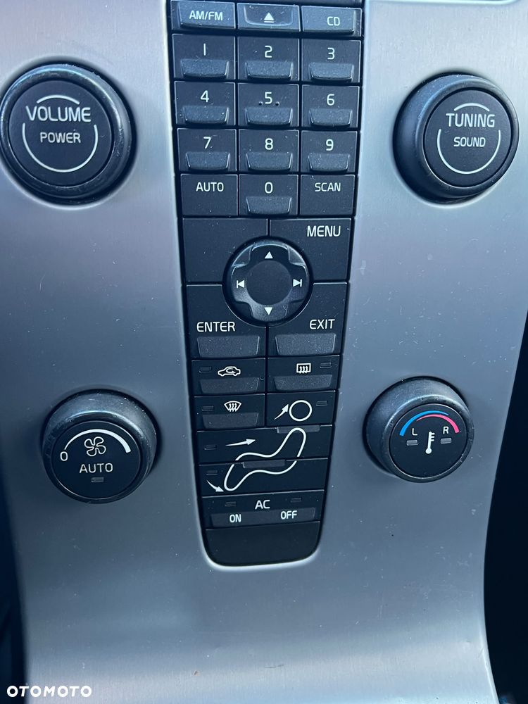 Volvo V50 - 9