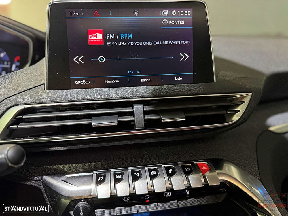 Peugeot 5008 1.2 PureTech Allure Pack EAT8 - 28