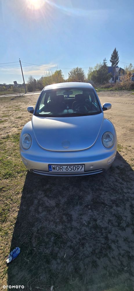 Volkswagen New Beetle - 3