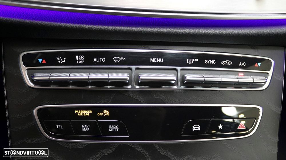 Mercedes-Benz E 220 d AMG Line - 39