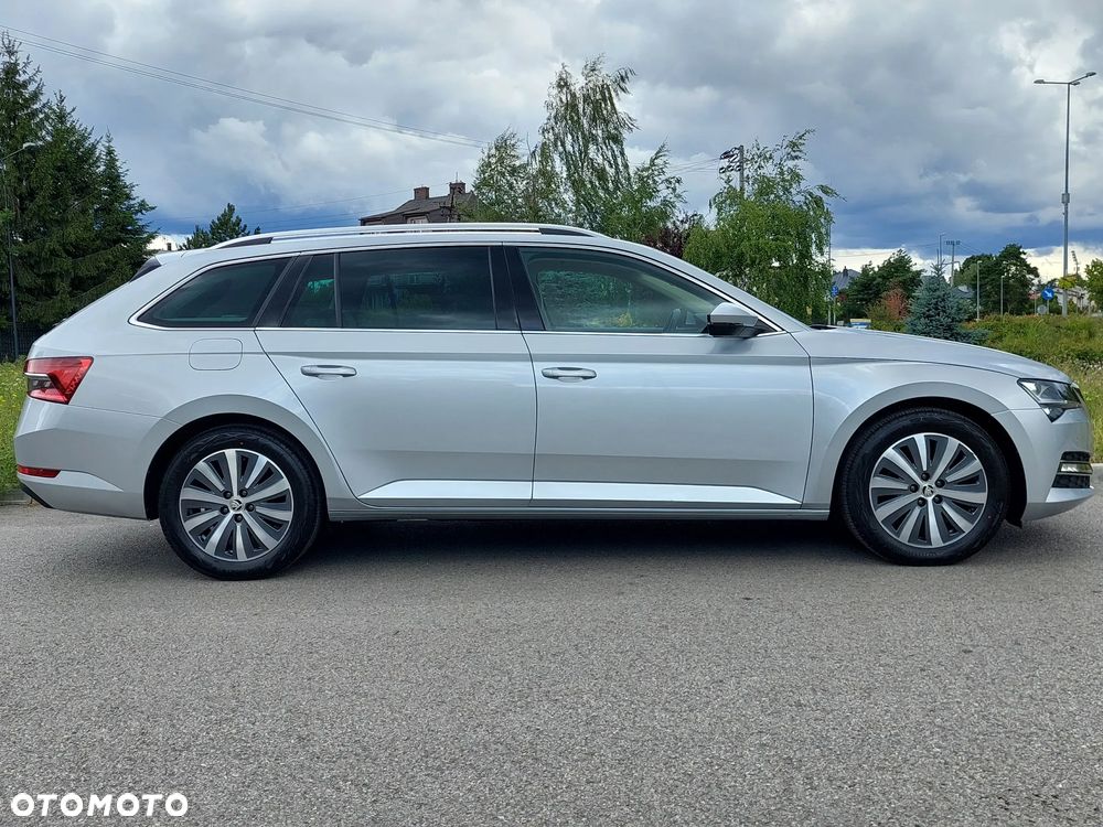 Skoda Superb 2.0 TDI SCR Style DSG - 1